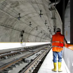 Systèmes de transport urbain et aéroportuaire : 